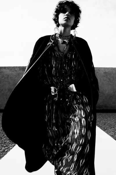 Look 3